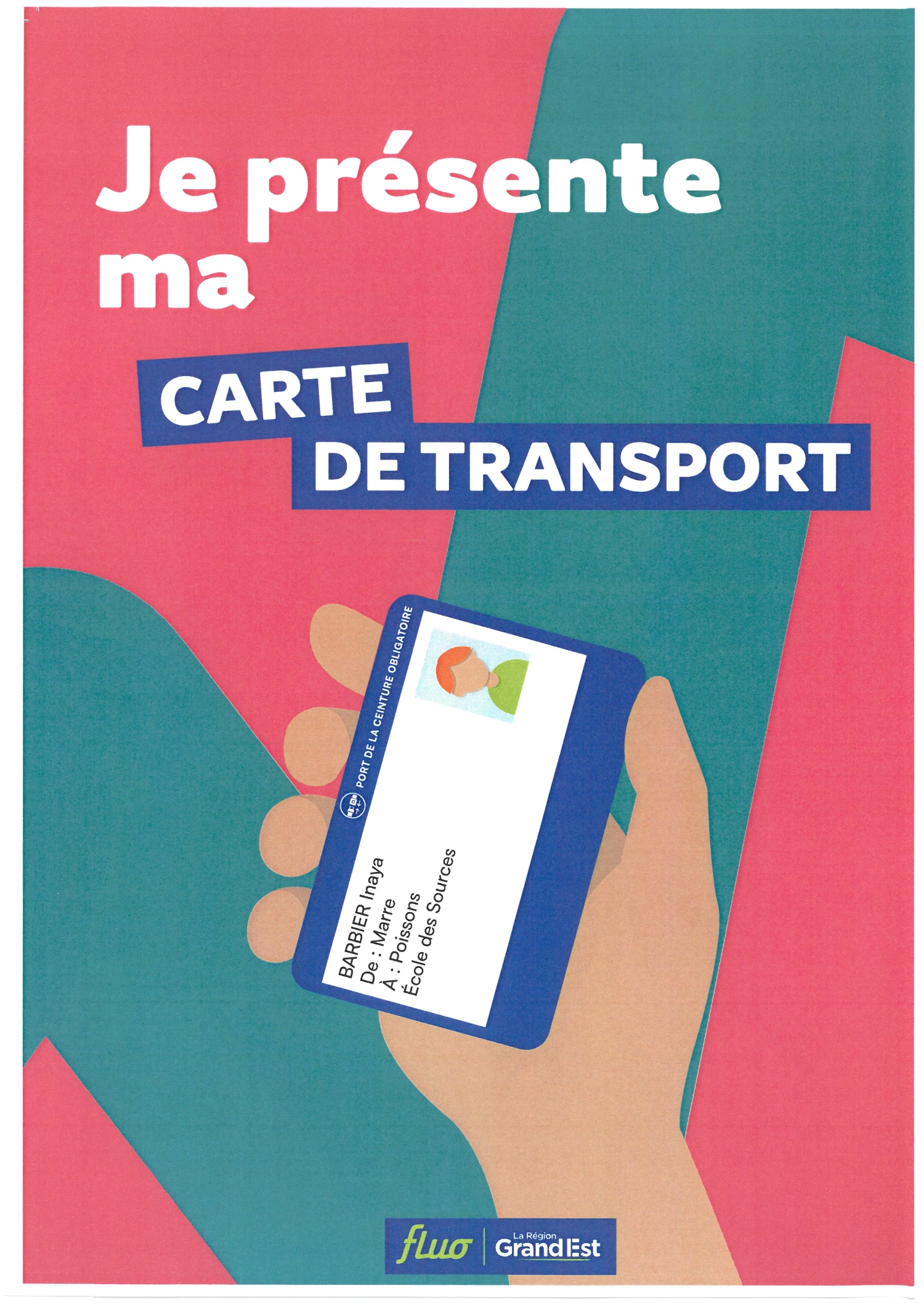Presentation de la carte de transport scolaire pour la rentrée 2025